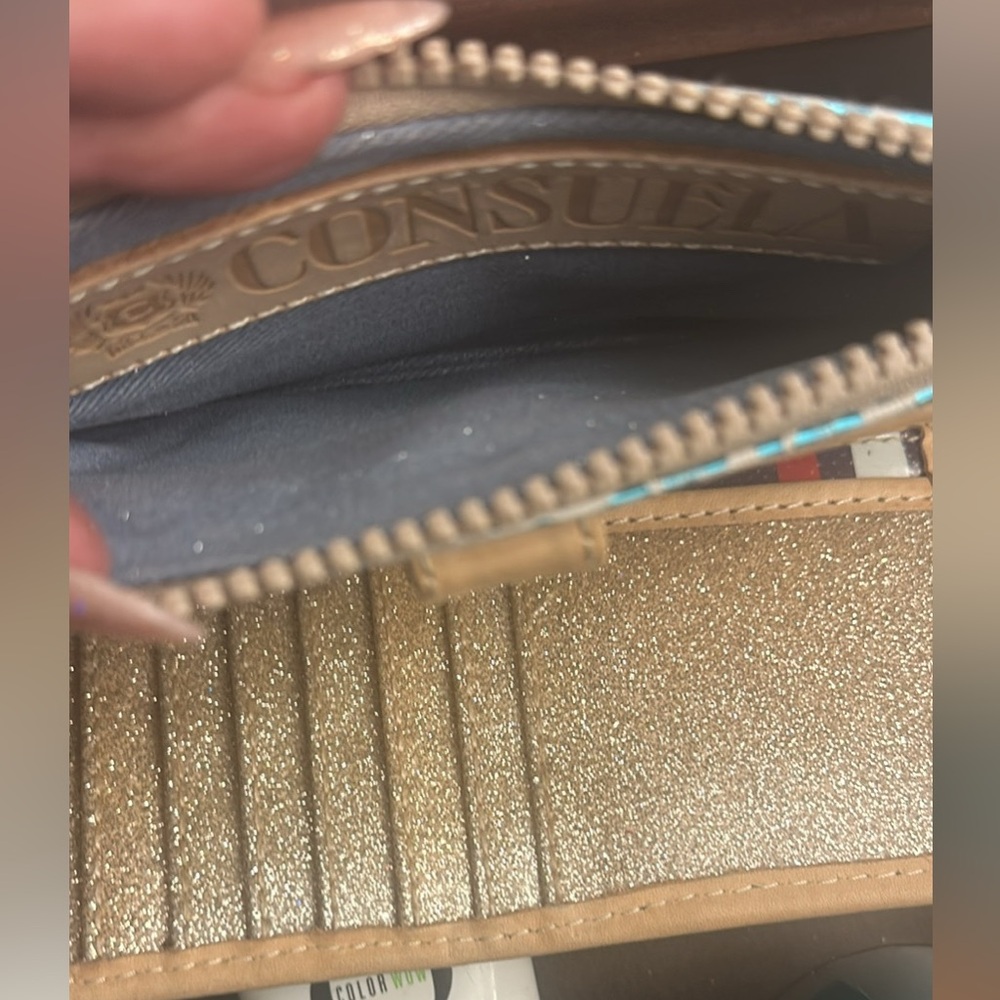 Consuela wallet